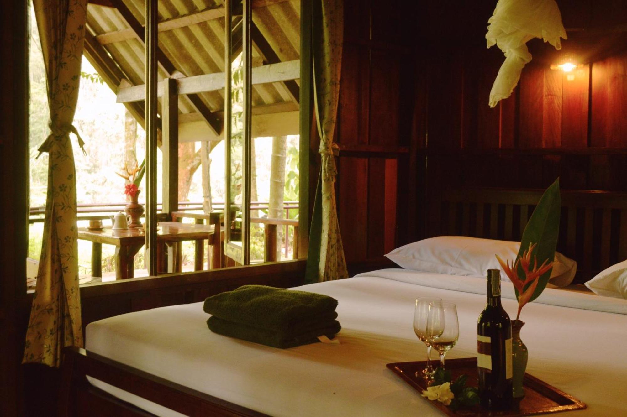 Khao Sok Riverside Cottages Khao Sok National Park Номер фото